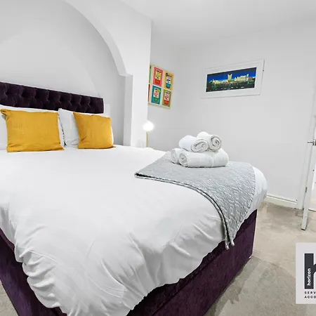 Dog Friendly - Relocating - Location * הרוגייט