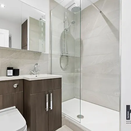 Dog Friendly - Relocating - Location Apartment