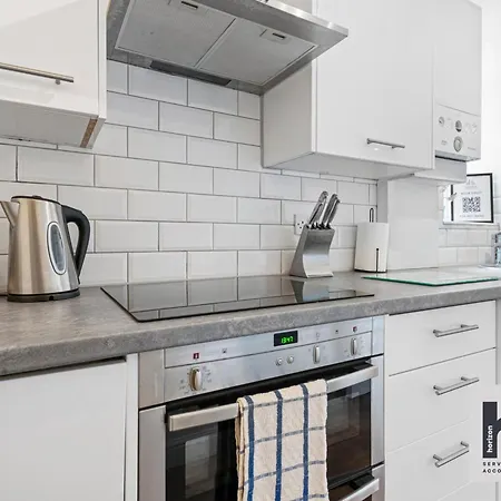 Dog Friendly - Relocating - Location Lägenhet